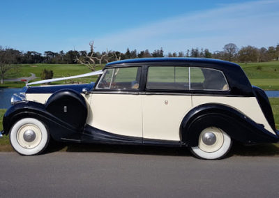 1951 Rolls Royce Silver Wraith Side
